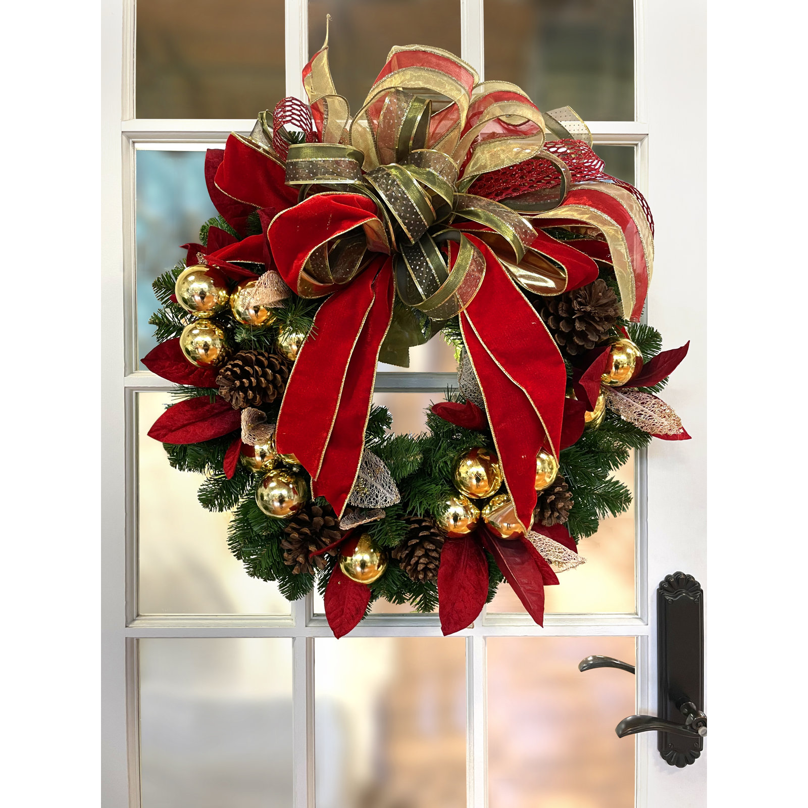Lesther 26" Evergreen Wreath