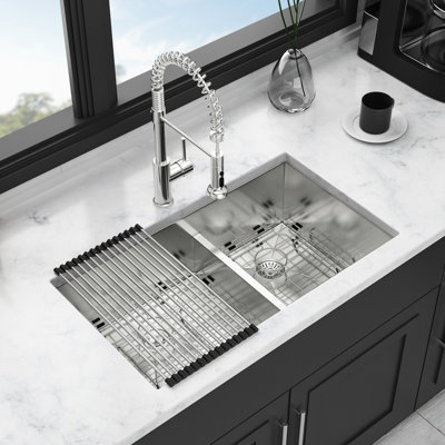 Évier de cuisine à double cuve 60/40 en acier inoxydable de calibre 16 T304 avec deux cuves profondes de 10 po, drainage en douceur par le guide, cloison à profil bas, revêtement extérieur à condensation, patin en caoutchouc silencieux,