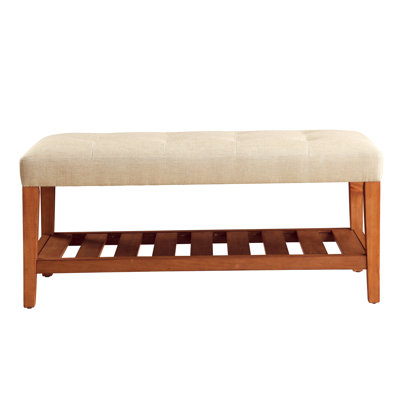 Tissu beige et siège confortable en chêne - coussin doux, accents naturels, banc de salon polyvalent avec finition de rangement, rembourrage confortable, rangement