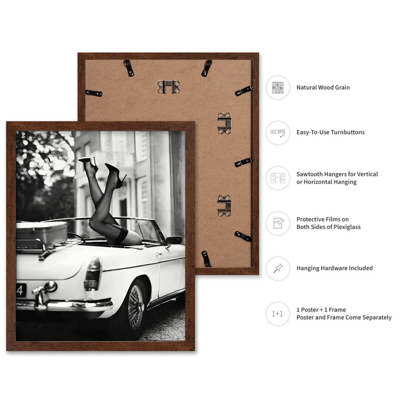 High Heels In Classic Car, Affiche, H 18 po x l 24 po, Encadrement brun