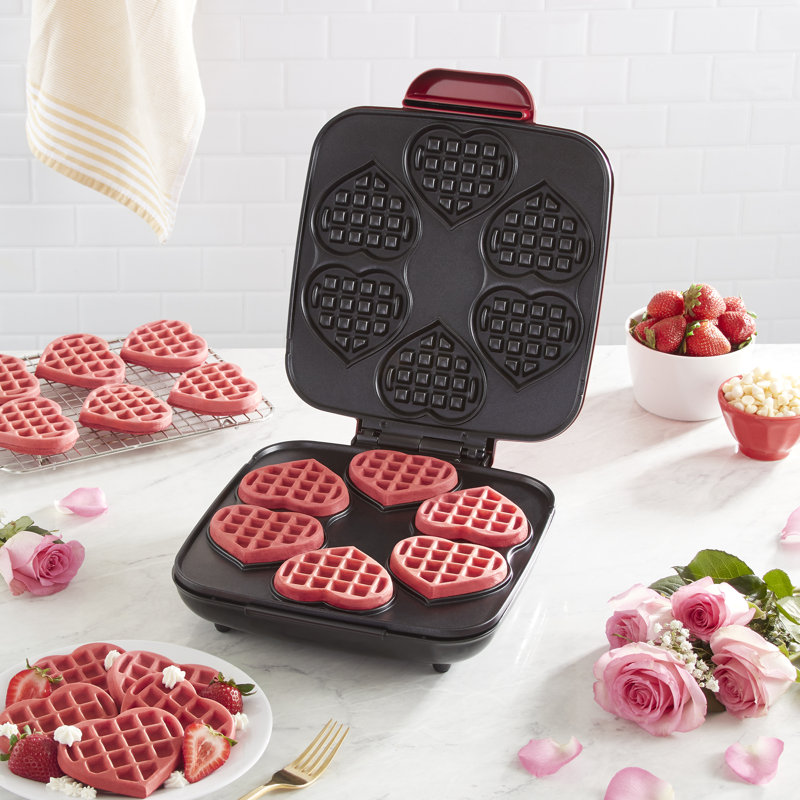 Dash Multi Mini Heart Waffle Maker
