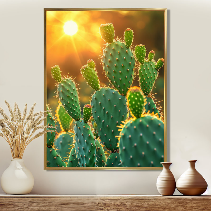 Cactus Manylath au coucher du soleil - Cactus, H 40 po x l 30 po, Reproduction avec cadre flottant, Doré