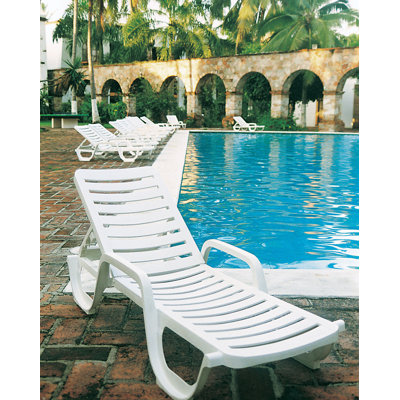 Chaise longue inclinable 75 po Grosfillex Bahia