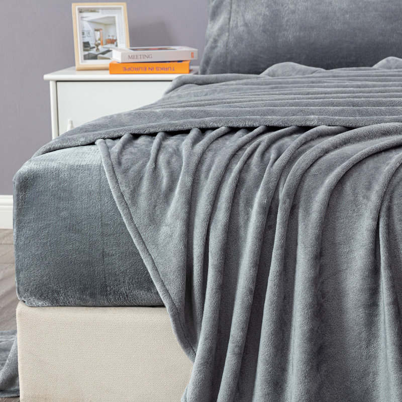 Soft Fleece Sheet Set, Full Sheet Set with 2 Pillowcases, Medium Gray