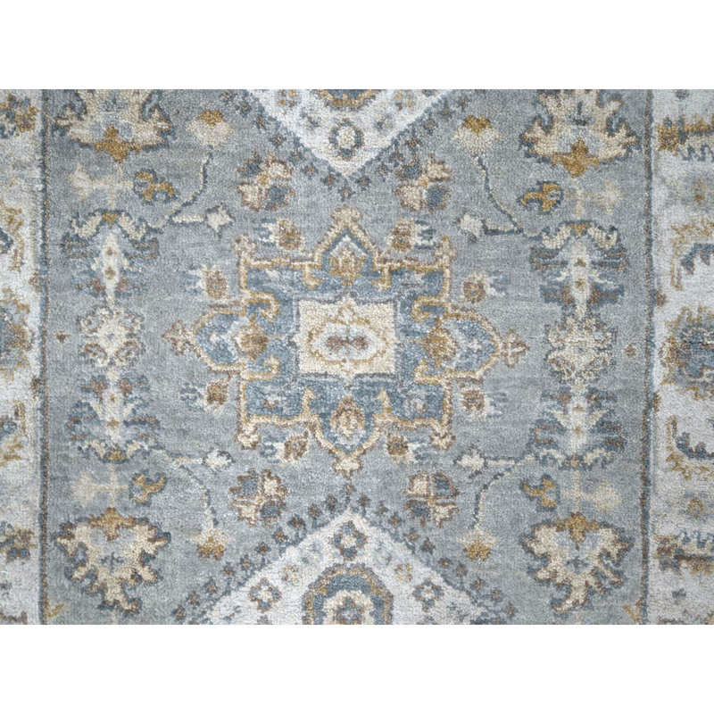 2'7"x6' Flannel Gray Karajeh Geometric Design Hand Knotted Shiny Wool Rug 70439265DCBF441BB7B725C40AE1F36D
