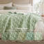 Jeté réversible en fausse fourrure froncée vert sauge 50 x 60 po-114466621