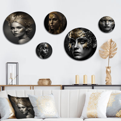 Décoration murale bohémienne chic rétro en or II - femme bohémienne en métal