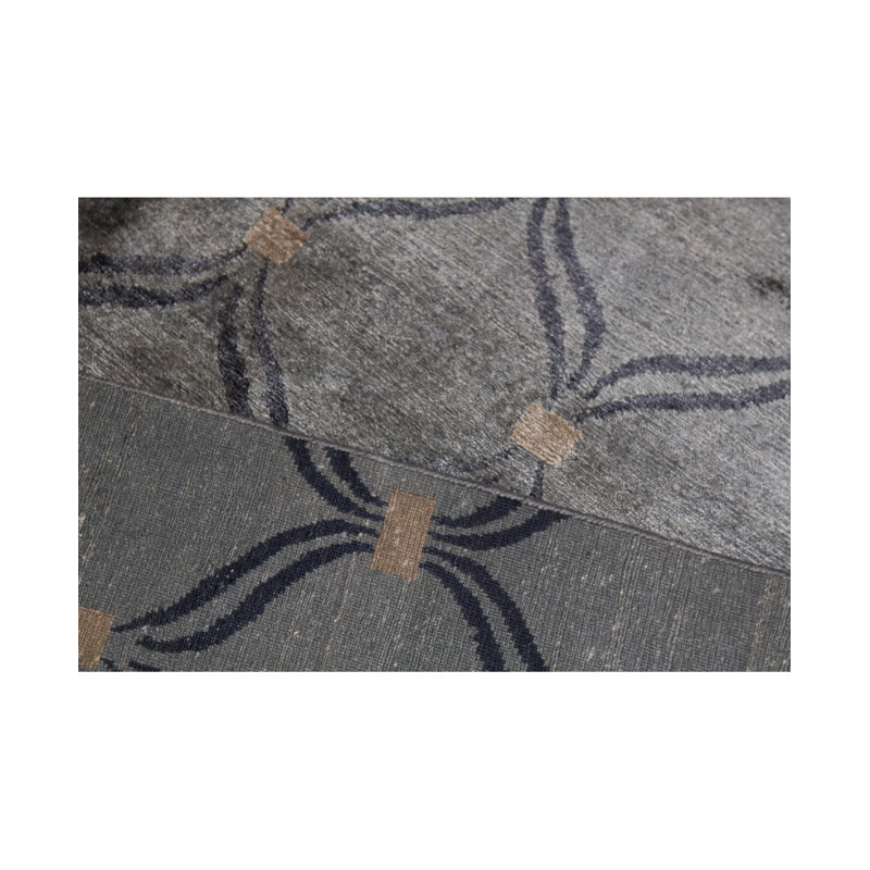 Tapis bleu clair noué à la main de haute qualité