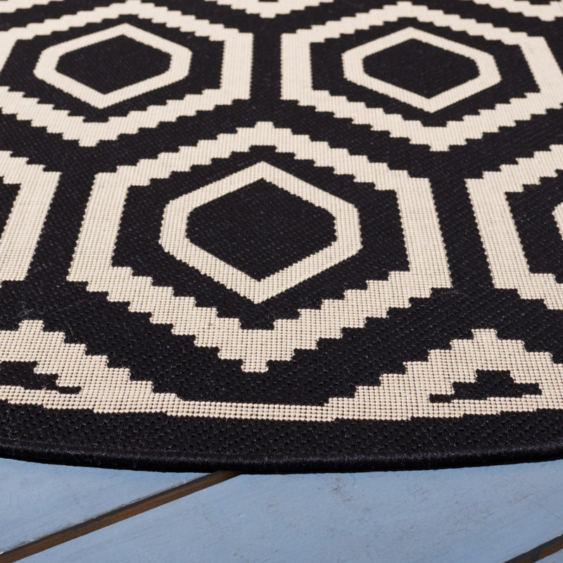 Deedrick Performance Geometric Indoor/Outdoor Area Rug, Round 5'3"