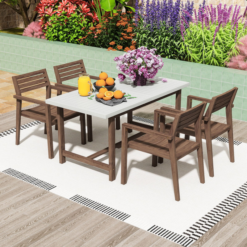 Ensemble repas en bois cinq pièces avec quatre chaises et une table de parasol rectangulaire, Brun clair / gris clair