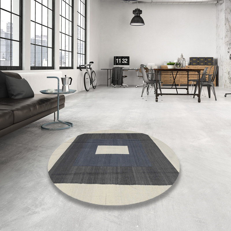 Indoor Rug, Round 7'