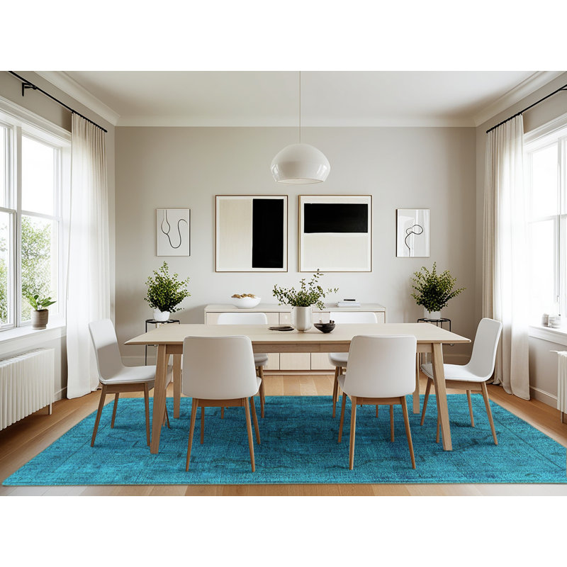 Maka Performance Oriental Indoor Rug, Rectangle 7' x 10'