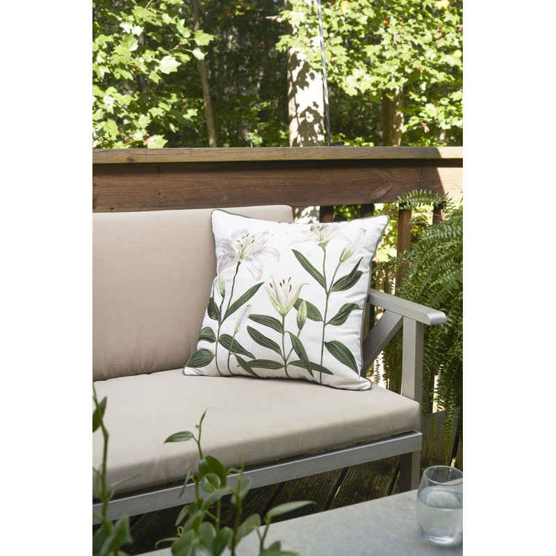 Lily Pillow