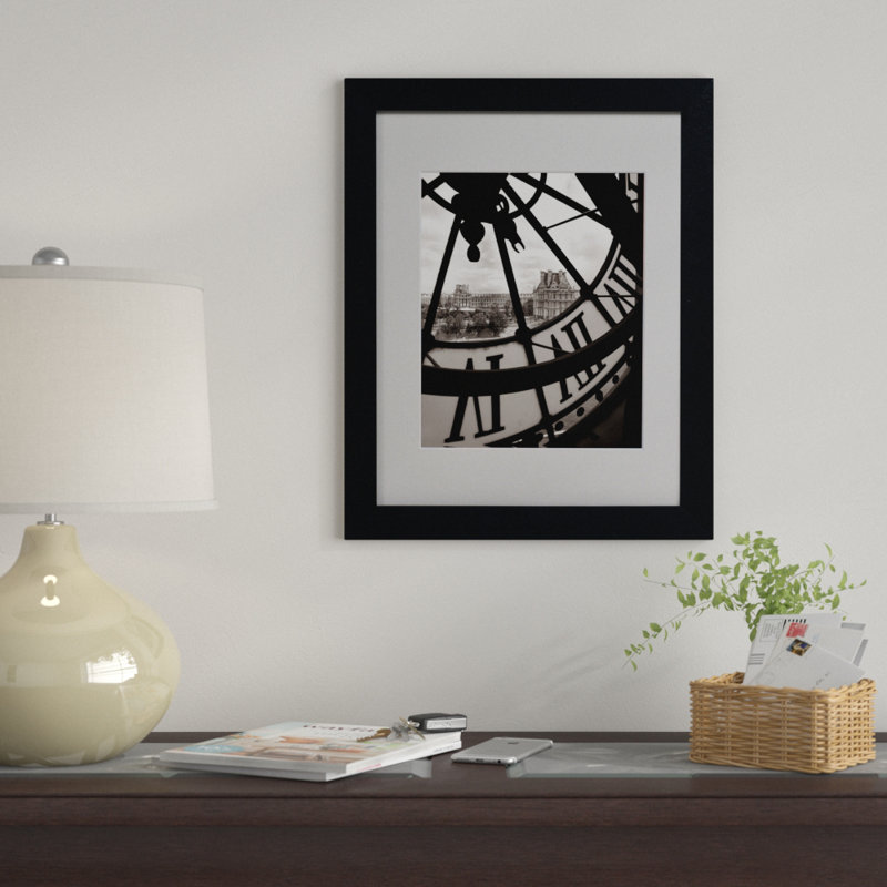 « abrahamic big clock matted », reproduction de photo encadrée, H 14 po x l 11 po x P 0,5 po