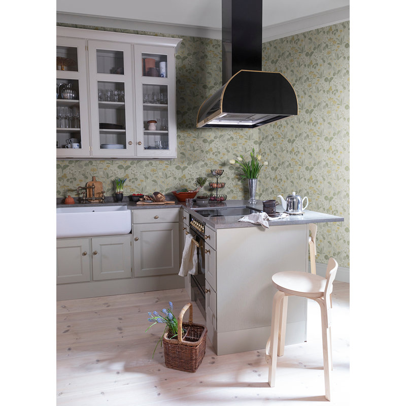 Ingrid Floral Wallpaper Roll, Light Green/Light Brown