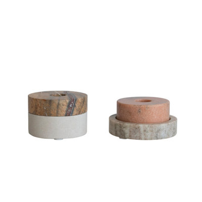Bougeoirs en marbre avec bougie