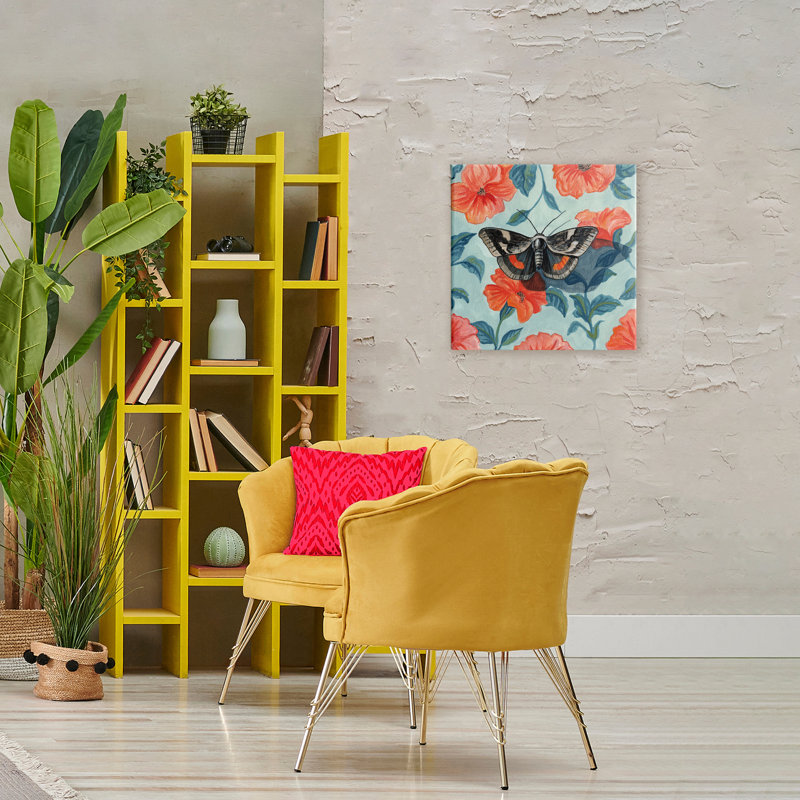 Papillon universitaire sur toile florale, design par Kate Jarvik Birch, H 24 po x l 24 po