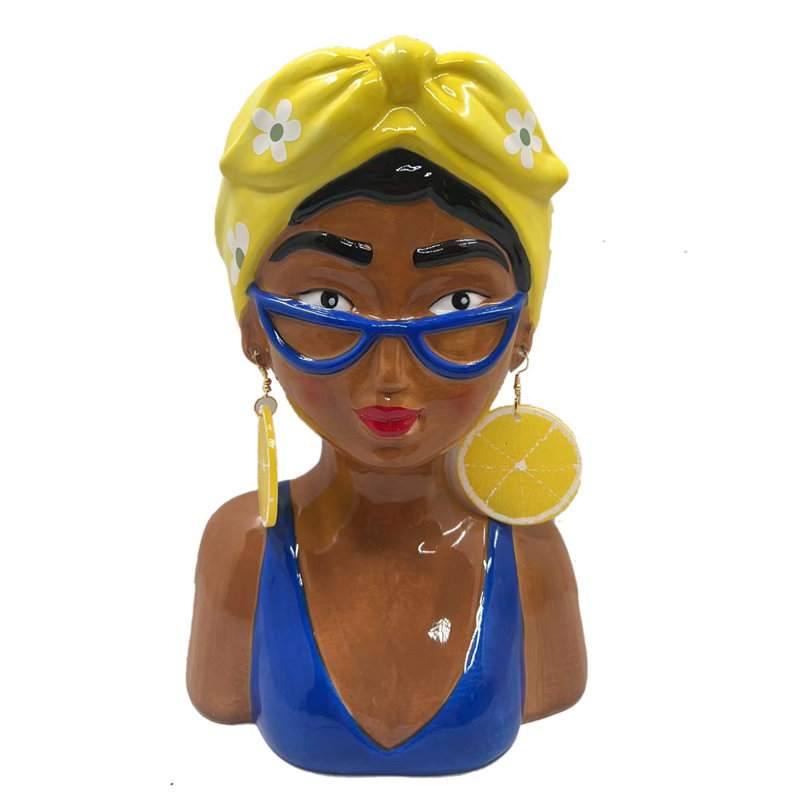 Chiu Figurines & Sculptures