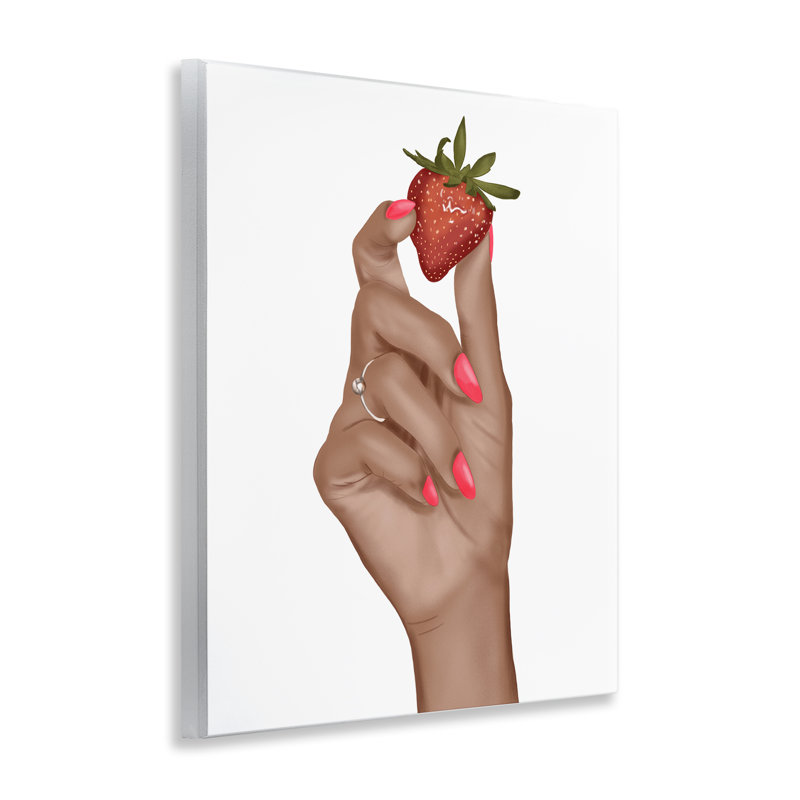 «Tenant une fraise juteuse» par Saba Rauf