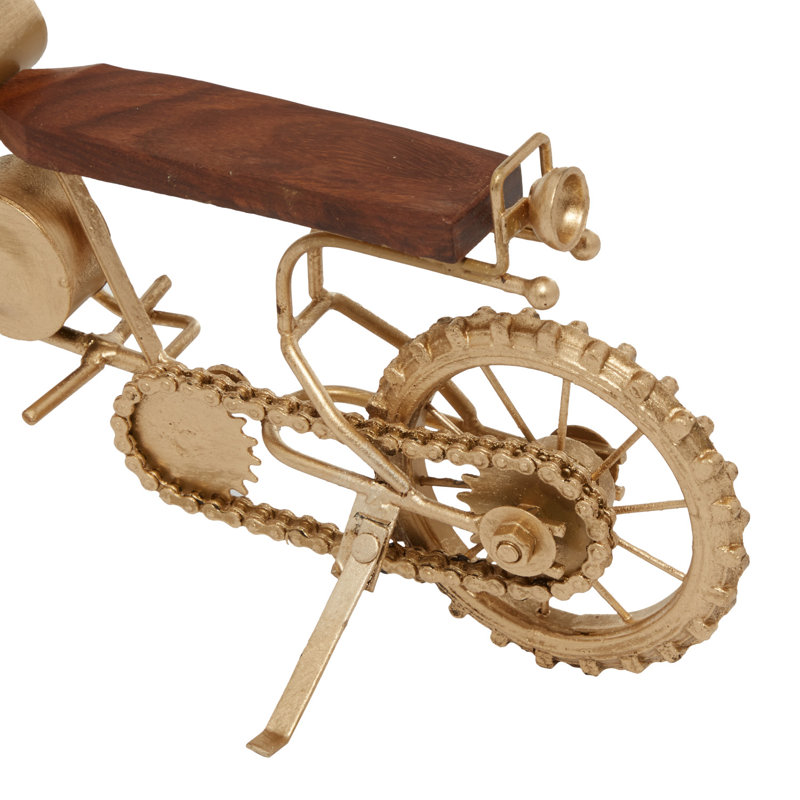 Moto Degroot, Or