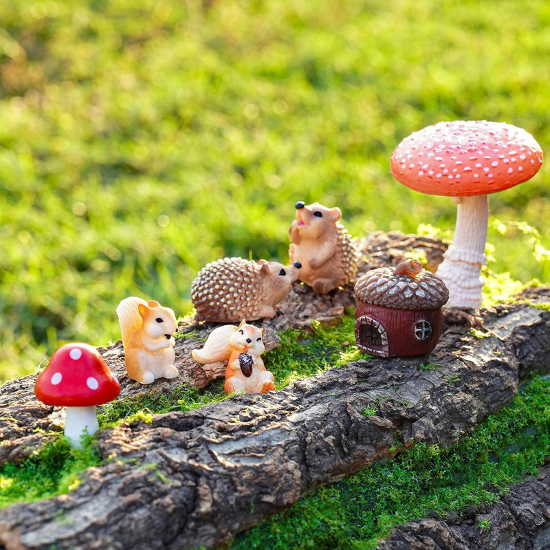 7 pièces en résine d'écureuil et de hérisson avec gland et champignon 7 pièces