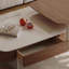 Table basse haut de gamme au design rétro