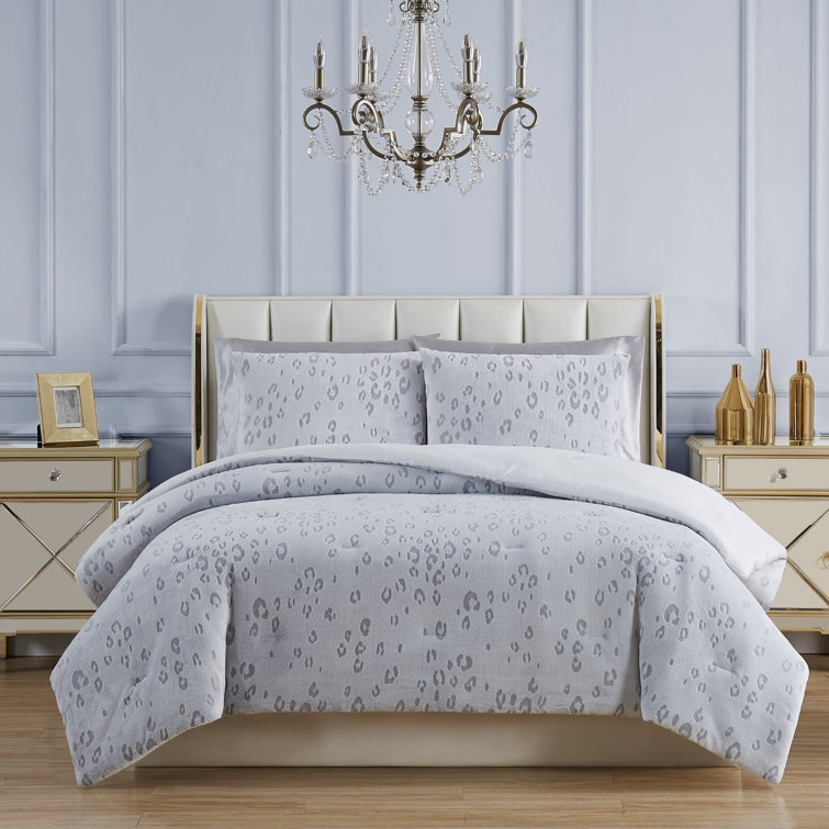 Juicy Couture Valentina Leopard Reversible Comforter Set, White - Twin - 2 Piece