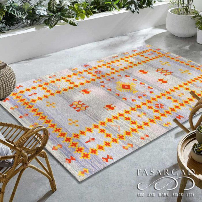 Jerre Oriental Area Rug in Light Blue
