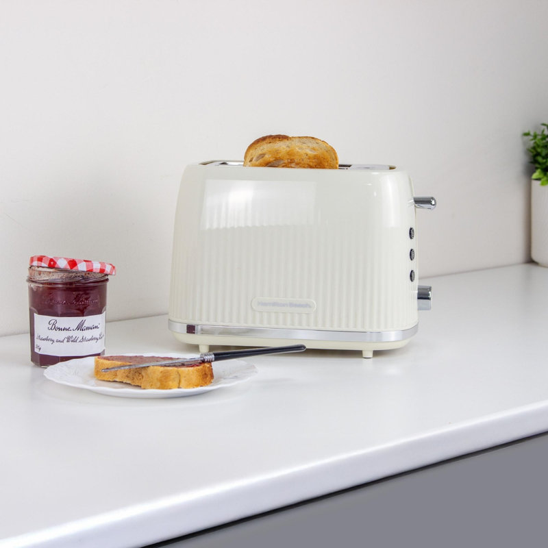 Hamilton Beach Miami 1.7L Kettle and 2 Slice Toaster Set, Beige