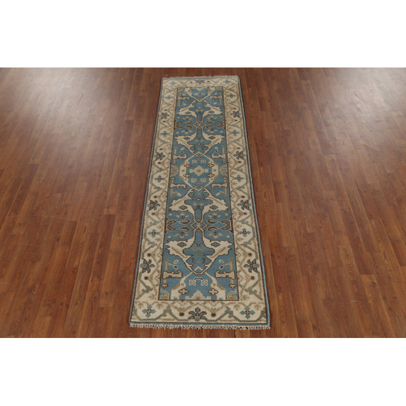 Tapis de couloir bleu clair Oushak