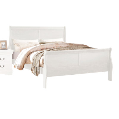 Grand lit blanc avec une essence de conception classique, un tiroir pour la fonctionnalité de rangement, une finition en quincaillerie en nickel brossé, un confort optimal de sommier tapissier, une structure en bois de pin, une option de chambre à coucher contemporaine