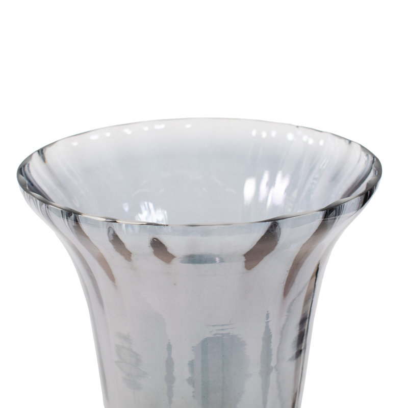 Petit vase Ayers, Basse