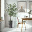 Arbre artificiel dans un pot de fleurs moderne, faux arbre en soie d'eucalyptus (décoration en pot et arbre)-86513532