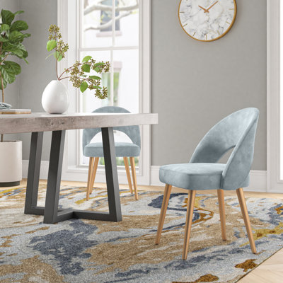 Chaise d'appoint rembourrée en velours Ambry