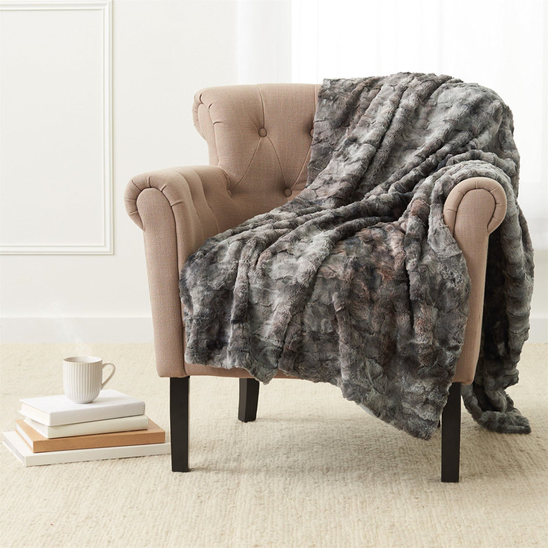 Alizeya Throw Blanket