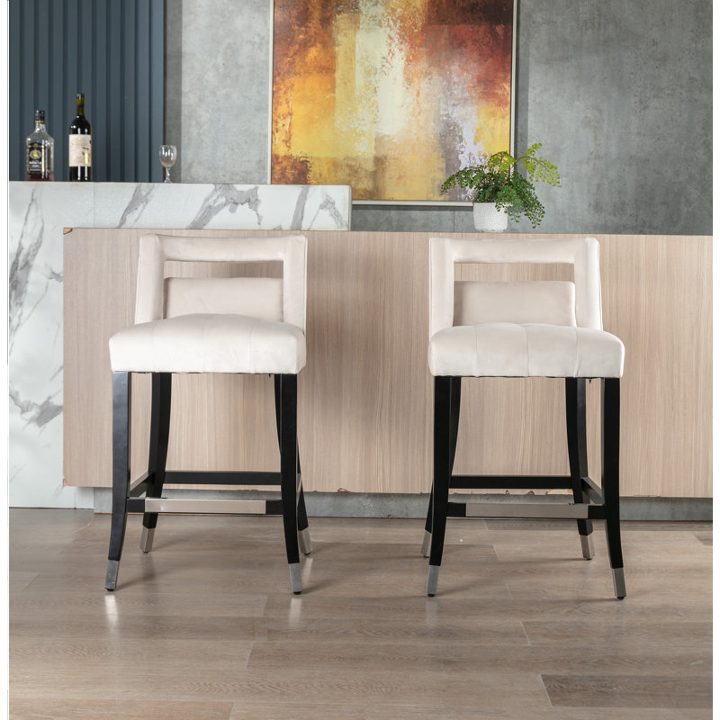 Karlia Upholstered Counter Stool with Solid Wood Frame, Counter Stool (26.38" Seat Height), Cream