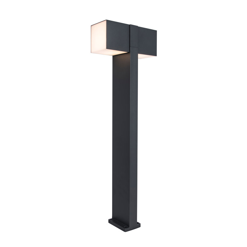 Vachagan Frosted Lamp Post (Full)