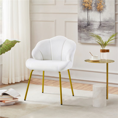 Aaliyiah Velvet Accent Chair, Vanity Chair with shaped Backrest and Golden Metal Legs