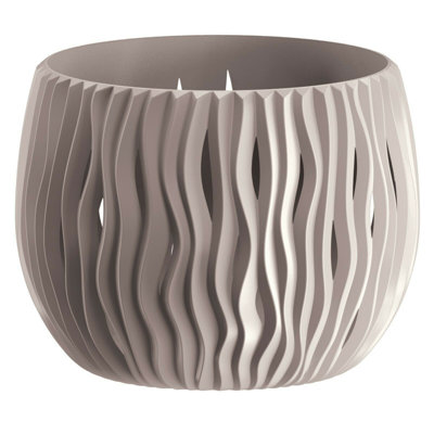 Henault Pot Planter