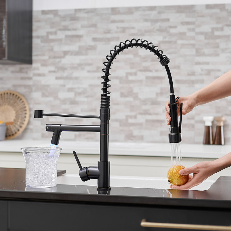 Robinet de cuisine moderne à DEL avec tirette vers le bas, bronze huilé, fonctionnement à levier unique sur 360 degrés, praticité