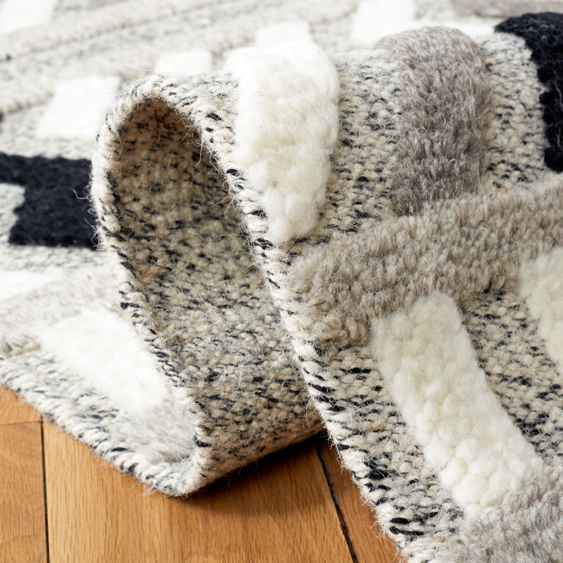 Kal Hand Knotted Geometric Indoor/Outdoor Rug, Runner 2'3" x 8'