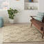 Tapis beige abstrait en laine touffeté-910835476