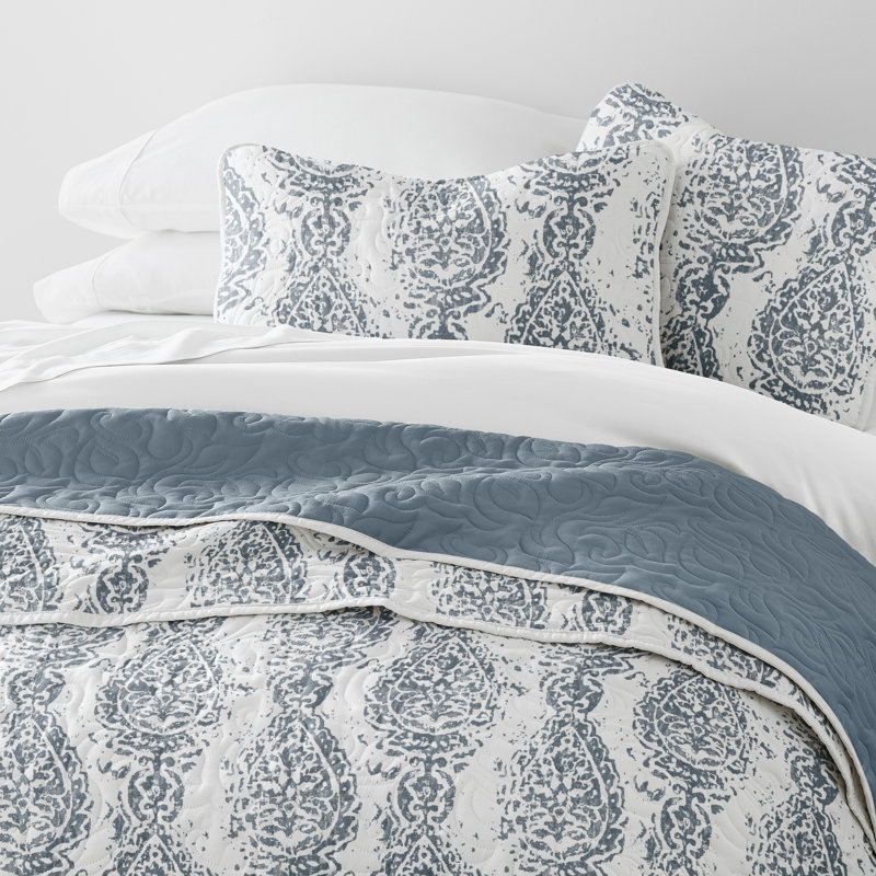 Becky Cameron Damask Quilt, Dusk Blue, King Quilt + 2 King Shams