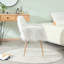 Chaise rembourrée confortable en fausse fourrure avec pieds en métal pour les sous-sols confortables