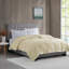 Couverture légère en duvet synthétique avec bordure satinée crème simple-119335989-119335988