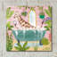  «Giraffe In Tub No Drink» par Farida Zaman, art mural en verre acrylique, 12 po x 12 po