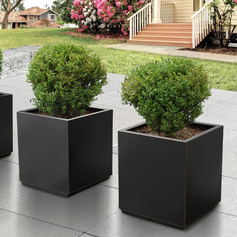 Boîte à fleurs en acier galvanisé Pinsky, H 20 po x l 17 po x P 17 po