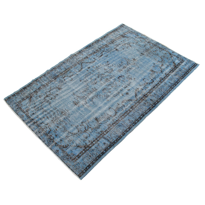 Tapis transitionnel de couleur bleu clair 5 pi 10 po x 9 pi 0 po
