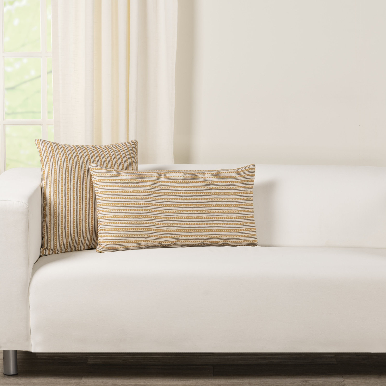 Weatherford 18" x 18" Throw Pillow, Saffron