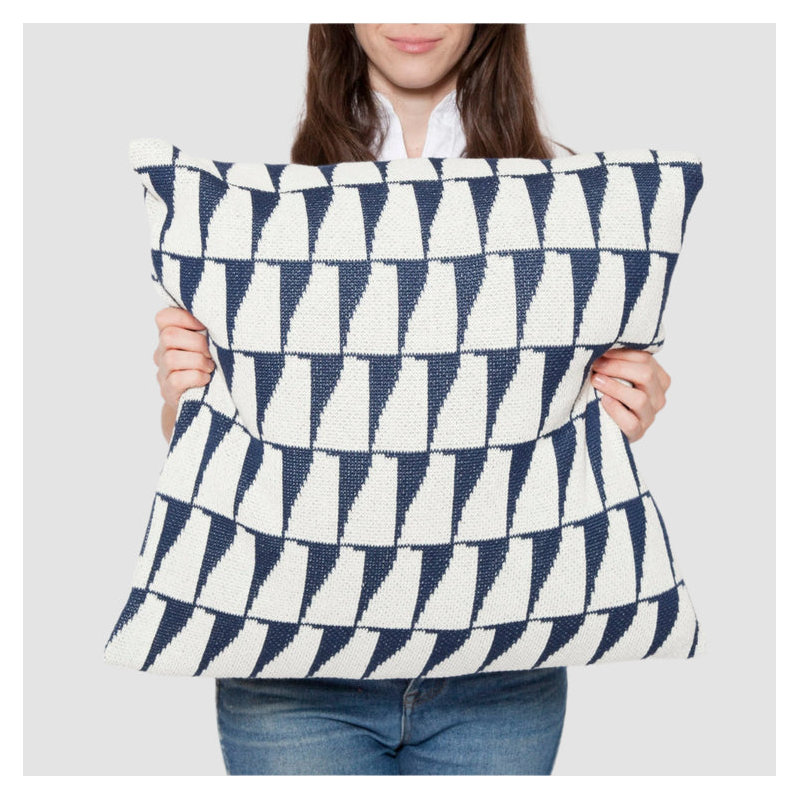 Coussin décoratif intérieur / extérieur Tikku, Motif géométrique ‑ bleu marine
